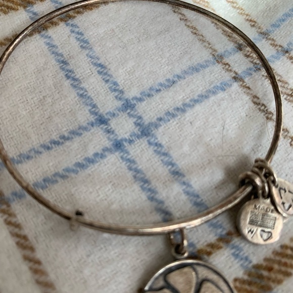 Floral friend Alex and Ani​​​​​​​​​​​​​​​​​​​​​​ - Picture 3 of 4